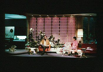 Modern Living Room - GE Show